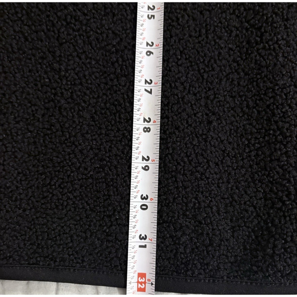 Ike Behar Reversible Sherpa Wrap Poncho Shawl Black Gray Geometric Soft Cozy - Picture 10 of 11